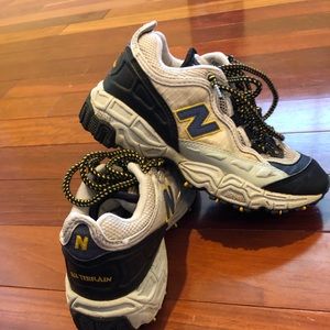 Used Nee Balance Shoes size 5